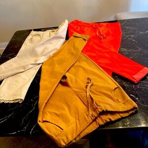 Purchased in France. Beautiful stretch material. Vibrant colors.